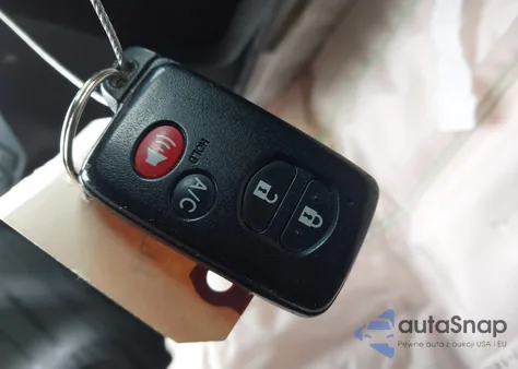 2013 Toyota Prius Plug-In from USA, damaged, VIN JTDKN3DP0D3042336